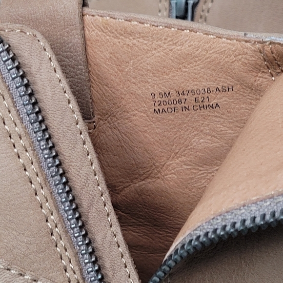 FRYE Reed Booties - Picture 9 of 10